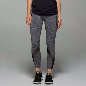 Lululemon Inspire Tight II in “space black slate”